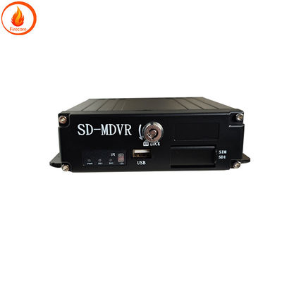 نظام مراقبة سيارات DVR 4 طريق كاميرات DVR السيارة الأمامية والخلفية