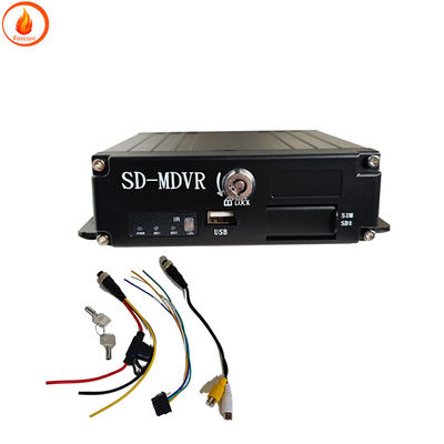 نظام كاميرات DVR للسيارات على متن الشاحنات مراقبة HD 1080p للسيارات